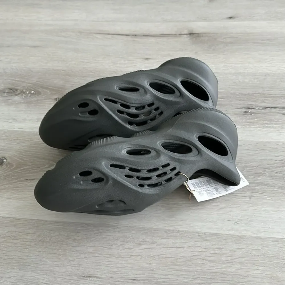 adidas Yeezy Foam RNR Carbon 13 NWT‎ IN BOX